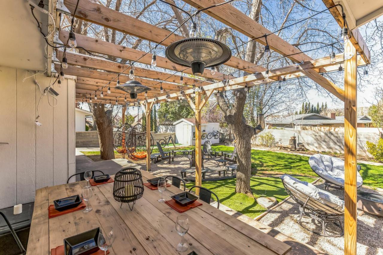 Вілла St George Family Getaway With Fire Pit, Ping Pong And Pet-Friendly Amenities Сент-Джордж Екстер'єр фото